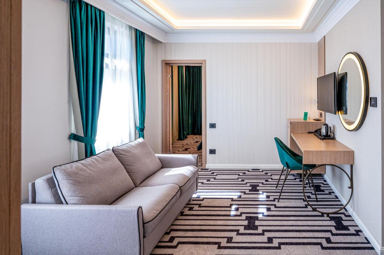 Hotel Carolin Calimanesti Exterior photo